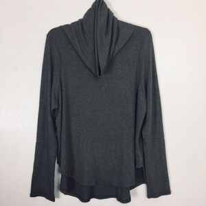 This&More Long Sleeve Shirt Large